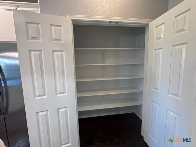 Building Photo - 1310 Stonewall Ridge