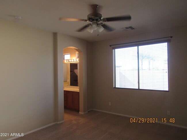 Building Photo - 1258 E Thompson Way