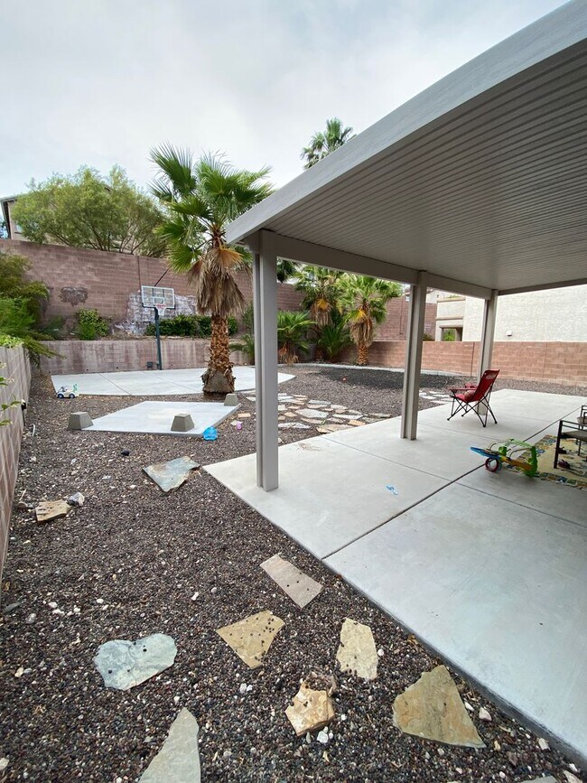 Building Photo - *COMING SOON* LAS VEGAS TWO STORY HOME WITH  4 BEDROOMS!!