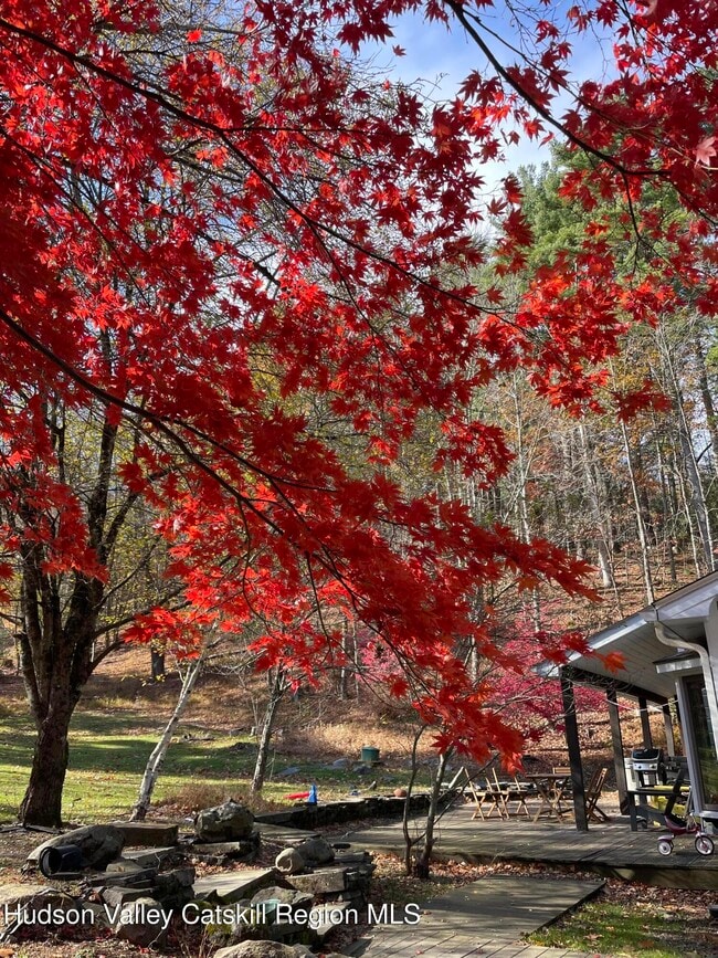 Building Photo - 180 Yerry Hill Rd