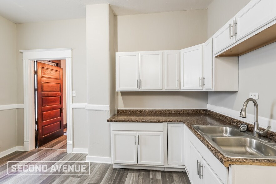 Building Photo - 2638 Hale Ave