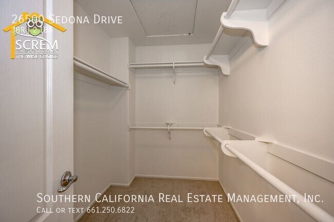 Building Photo - 26500 Sedona Dr