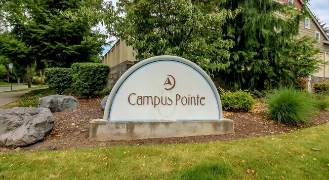 Building Photo - 3684 London Loop NE