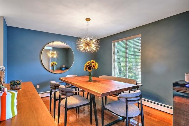 Building Photo - 28 Marigold Cir