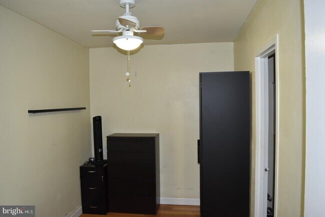 Building Photo - 1111 Arlington Blvd