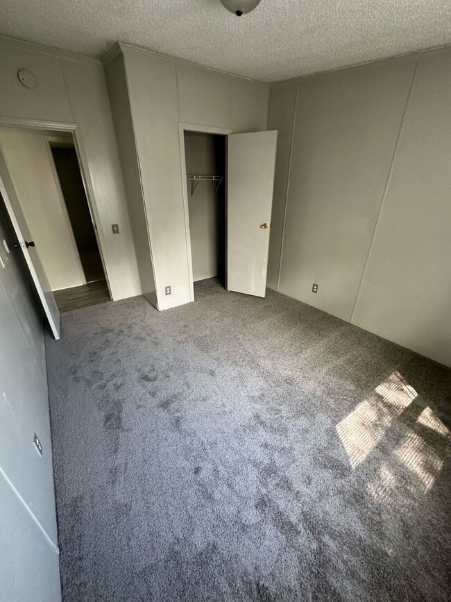 Building Photo - Cozy House for Rent in Muncie