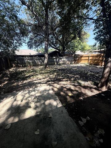 Building Photo - 763 Little Creek Dr
