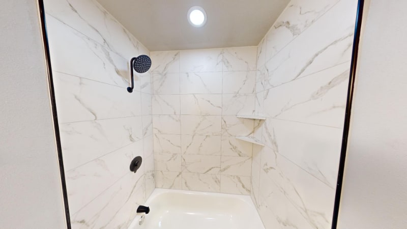 Building Photo - 7323 Glen Arbor Dr