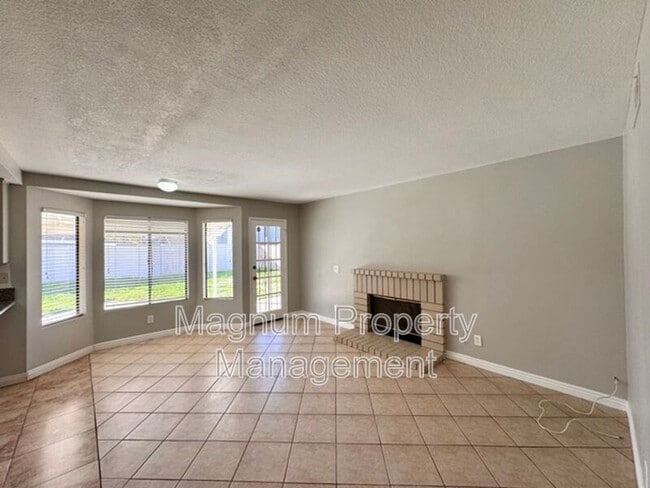 Building Photo - 24473 St Thomas Ave