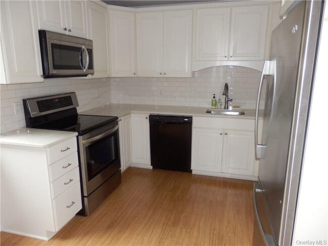 Building Photo - 132 B Heritage Hills