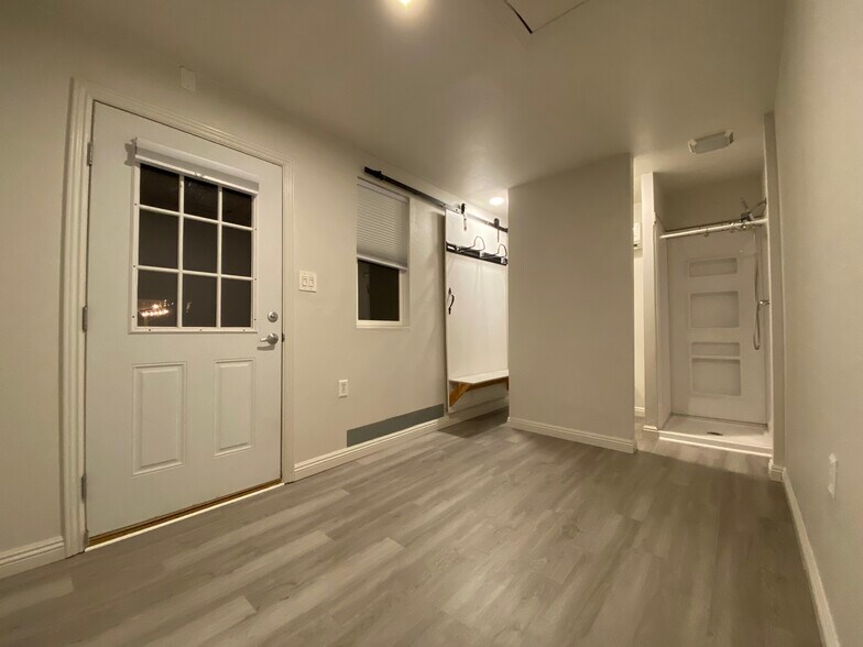 Primary Photo - 13922 Frame Rd