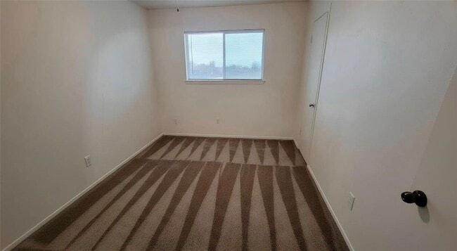 Building Photo - 5150 Prairie Ridge Rd