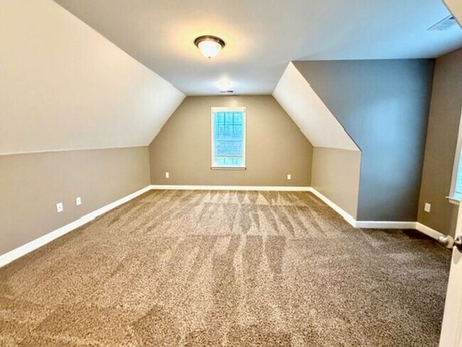 Building Photo - Now Leasing a 4 Bedroom 2 Bath Home in Olive Branch