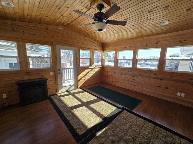 Building Photo - 3502 Veralta Dr