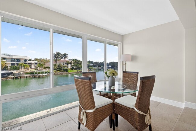 Building Photo - 1550 Gulf Shore Blvd N