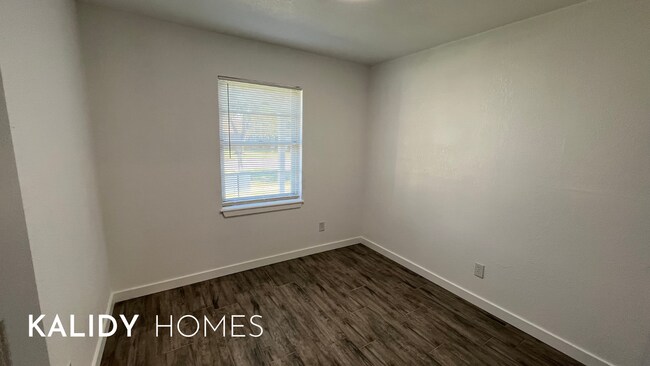 Building Photo - 2813 SW 62nd St