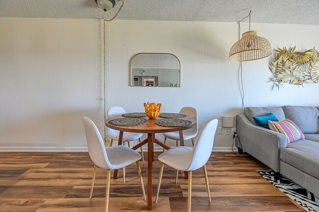 Building Photo - FURNISHED OFF-SEASON OCEANFRONT MONTHLY RENTAL