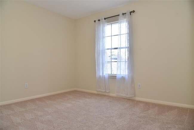 Building Photo - 12322 Wealdstone Dr