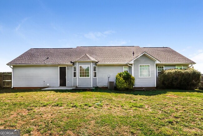 Building Photo - 372 Kay Dr
