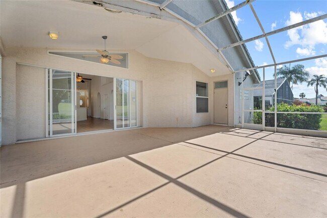 Building Photo - 7264 Hawksnest Blvd