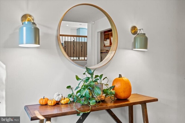 Building Photo - 6123 Beech Tree Dr