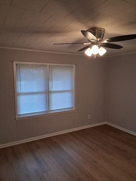 Building Photo - 2314 Park Ln