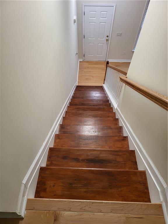 Building Photo - 1372 Dukes Creek Dr