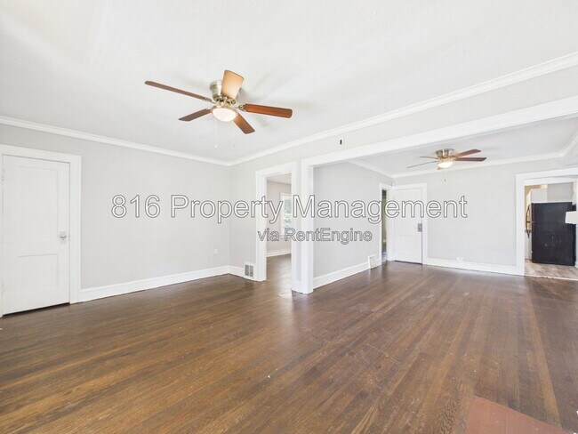 Building Photo - 5127 Olive St