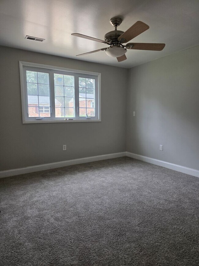 Building Photo - 51 Verdi Cir