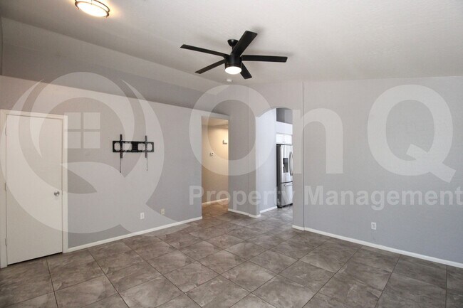 Building Photo - 14867 W Acapulco Ln