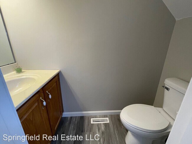 Building Photo - 3 br, 2.5 bath House - 4616 Lily Lane