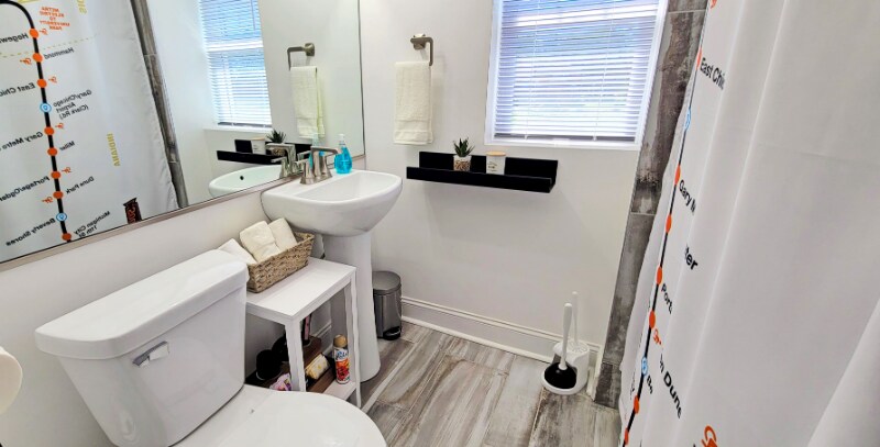 Building Photo - 708 Vermont St