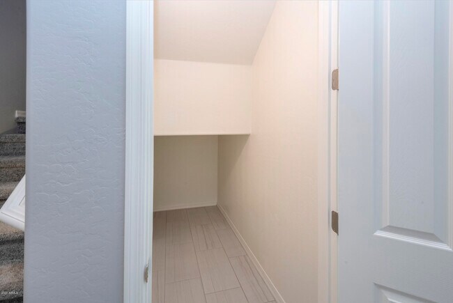 Building Photo - 25429 N 19th Ln