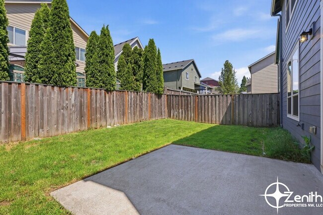Building Photo - 4608 NE 91st Way