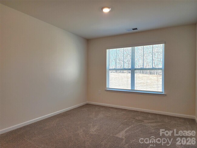 Building Photo - 125 Sycamore Xing Ct