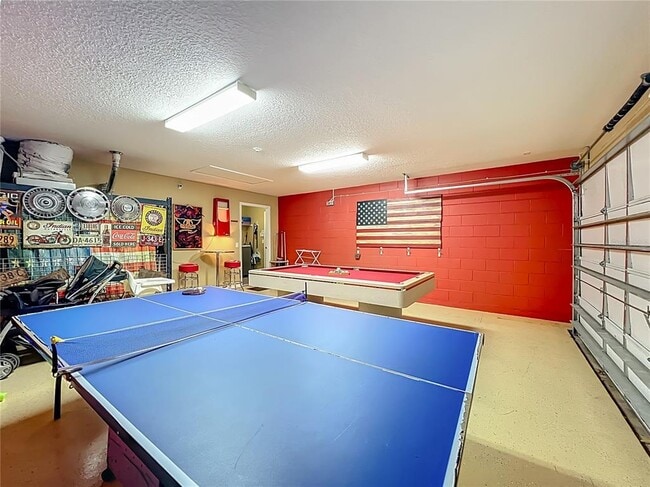 Building Photo - 520 Orista Dr