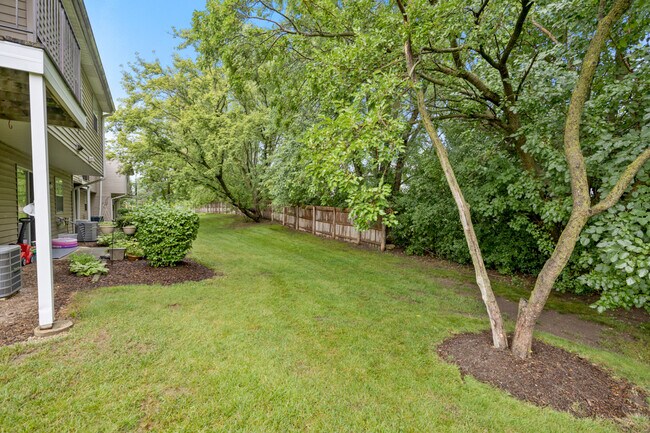Building Photo - 96 Gant Cir
