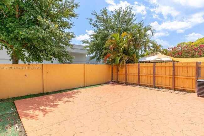 Building Photo - 8640 NW 188th Terrace