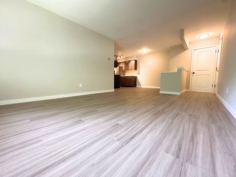 Interior Photo - Cedar Plaza Apartments & Townhomes