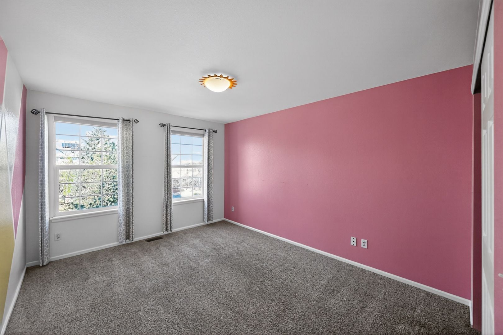 Building Photo - 5466 S Tibet St