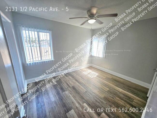 Building Photo - 1ST MONTHS FREE**STUNNING 1 BEDROOM | 1 BA...