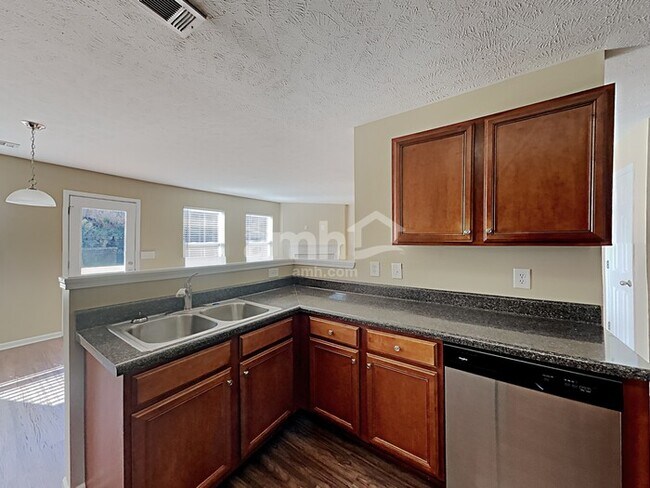 Building Photo - 1025 Fulman Rd