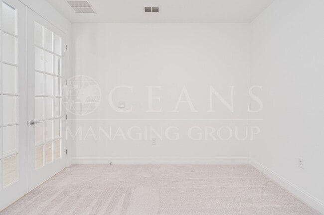 Building Photo - 3 Bedroom 2 Bath Home with office in Halifax Plantation