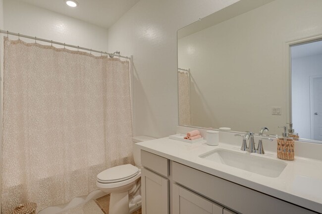 Building Photo - FULLY FURNISHED CONDO IN SUMMERLIN 89138! SHORT TERM!