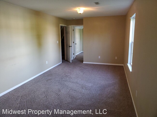 Building Photo - 4 br, 3 bath House - 6191 N Gregory Dr