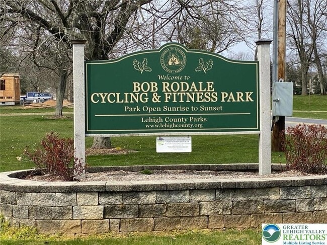 Building Photo - 1248 Martin Rd