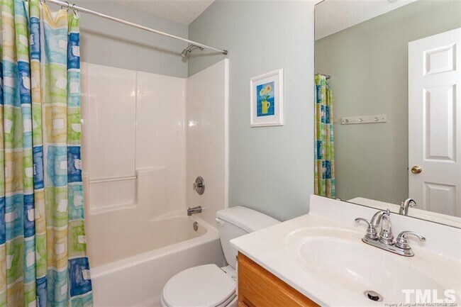 Building Photo - 109 Chilmark Ridge Dr