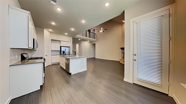 Building Photo - 1552 Seminole Dr