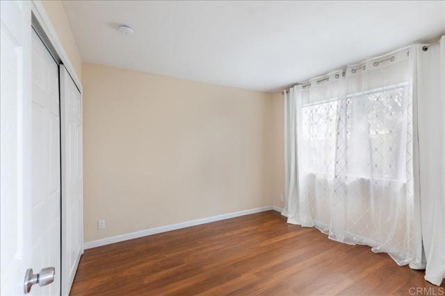 Building Photo - 1640 Maple Dr