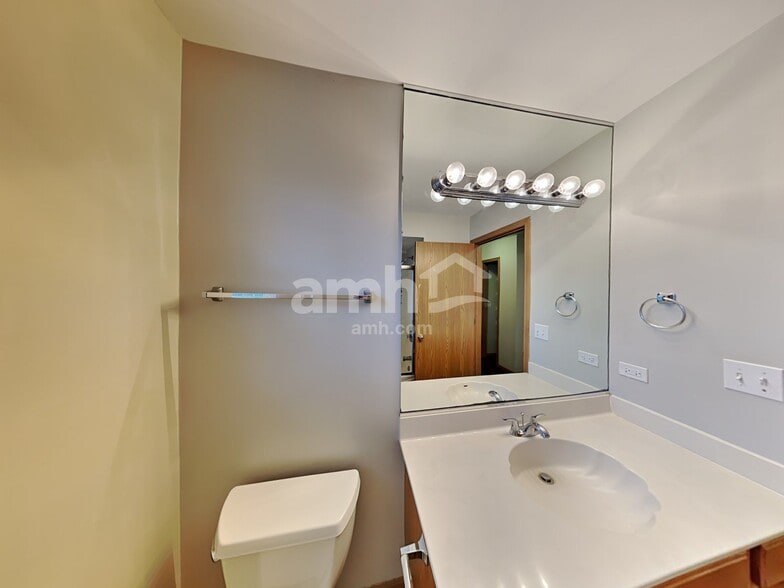 Building Photo - 25610 S Rose Ln